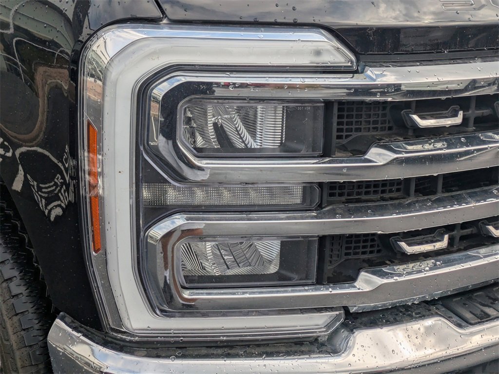 Used 2024 Ford F250 Lariat image 11