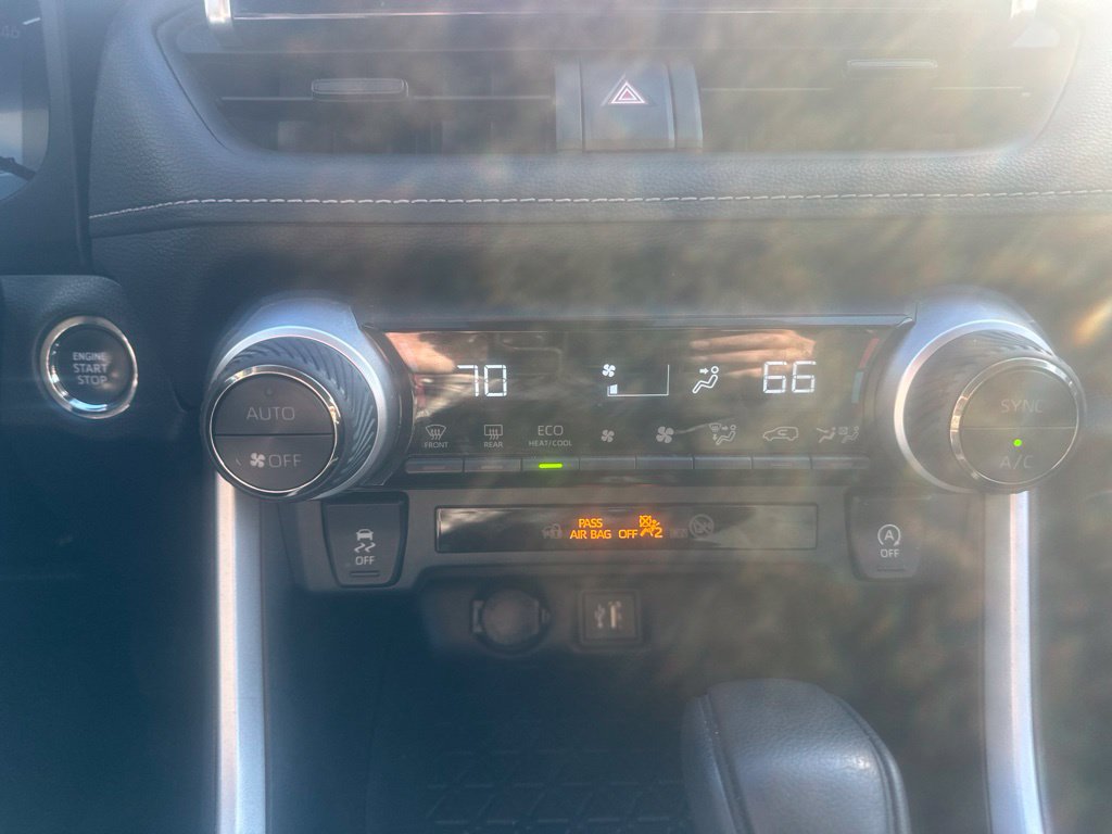 Used 2023 Toyota RAV4 XLE AWD/4WD image 18