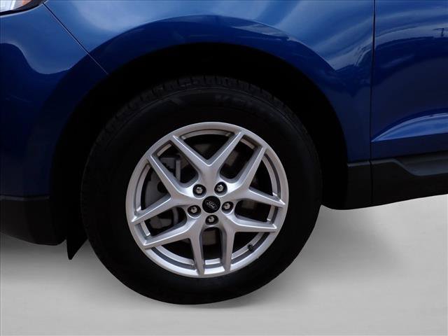 Used 2024 Ford Edge SEL AWD/4WD image 7