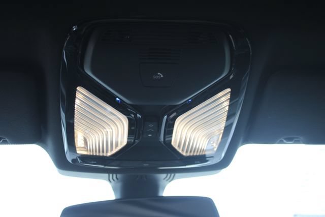 Used 2021 BMW 530e w/ Parking Assistance Package RWD image 16