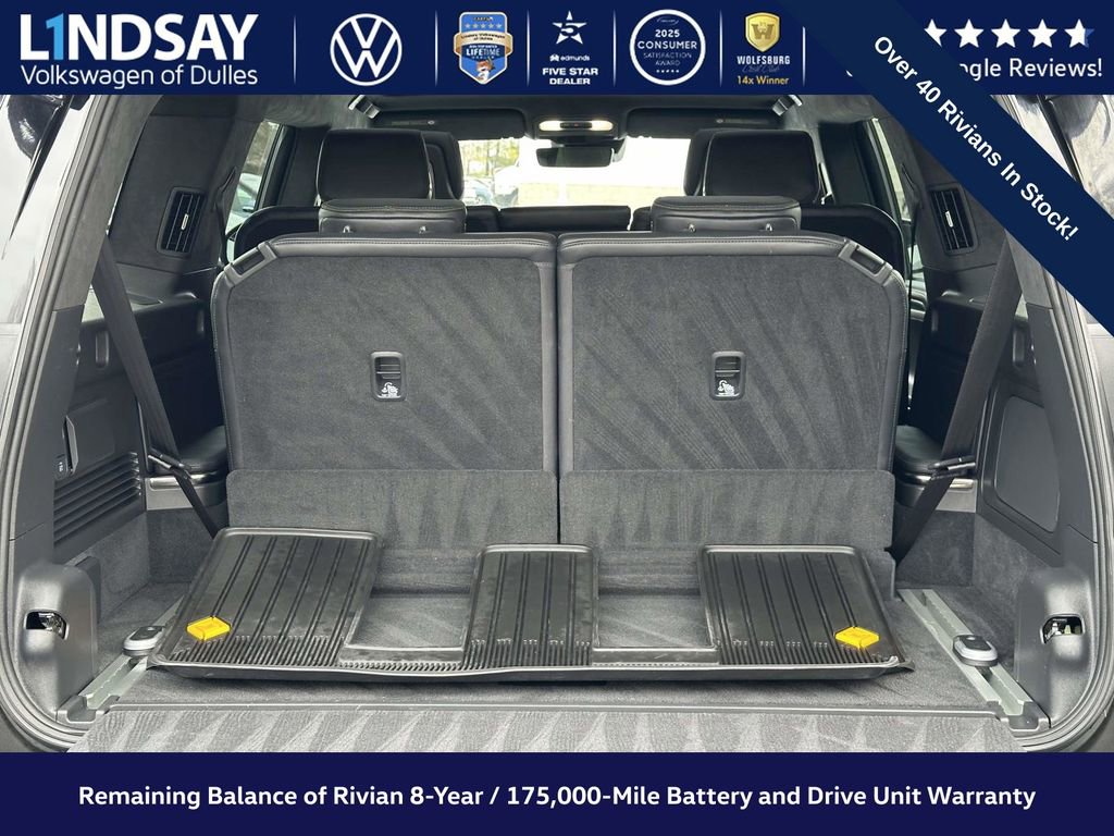 Used 2023 Rivian R1S Adventure image 17