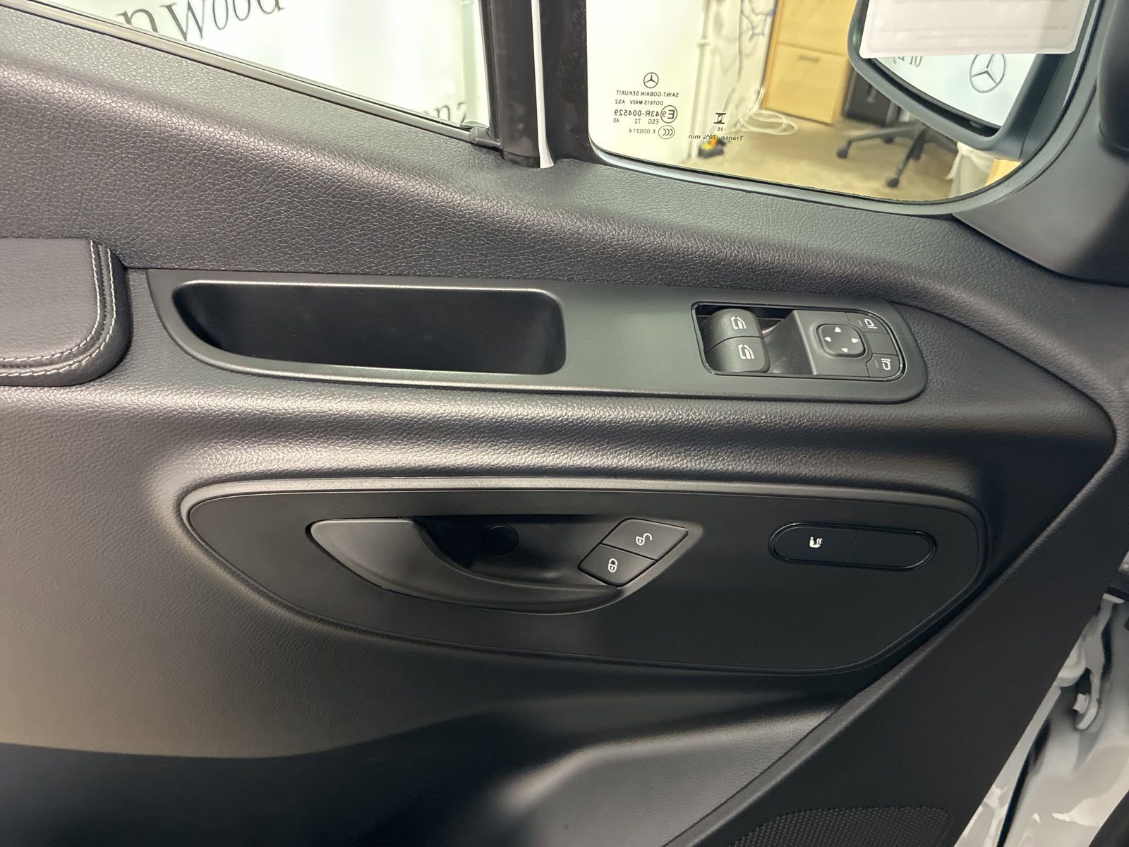 New 2025 Mercedes-Benz Sprinter 3500 image 11