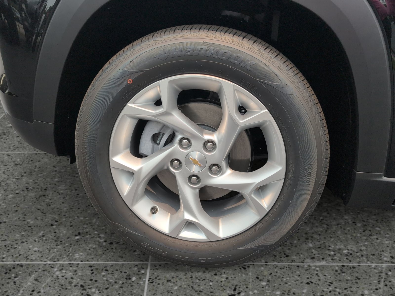 New 2026 Chevrolet Trax LS w/ LS Convenience Package FWD image 14