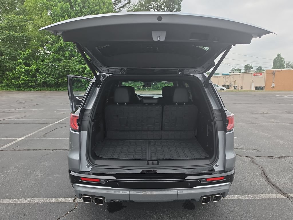 Certified 2025 GMC Acadia Denali w/ Super Cruise Package FWD image 21