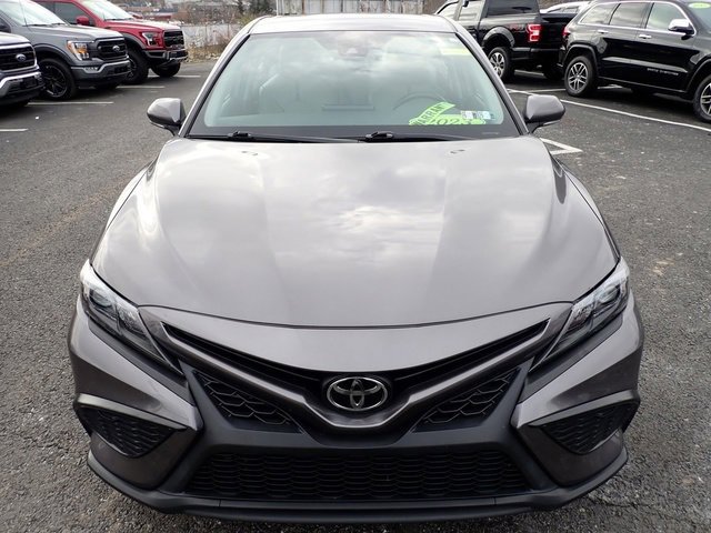 Used 2023 Toyota Camry SE image 11