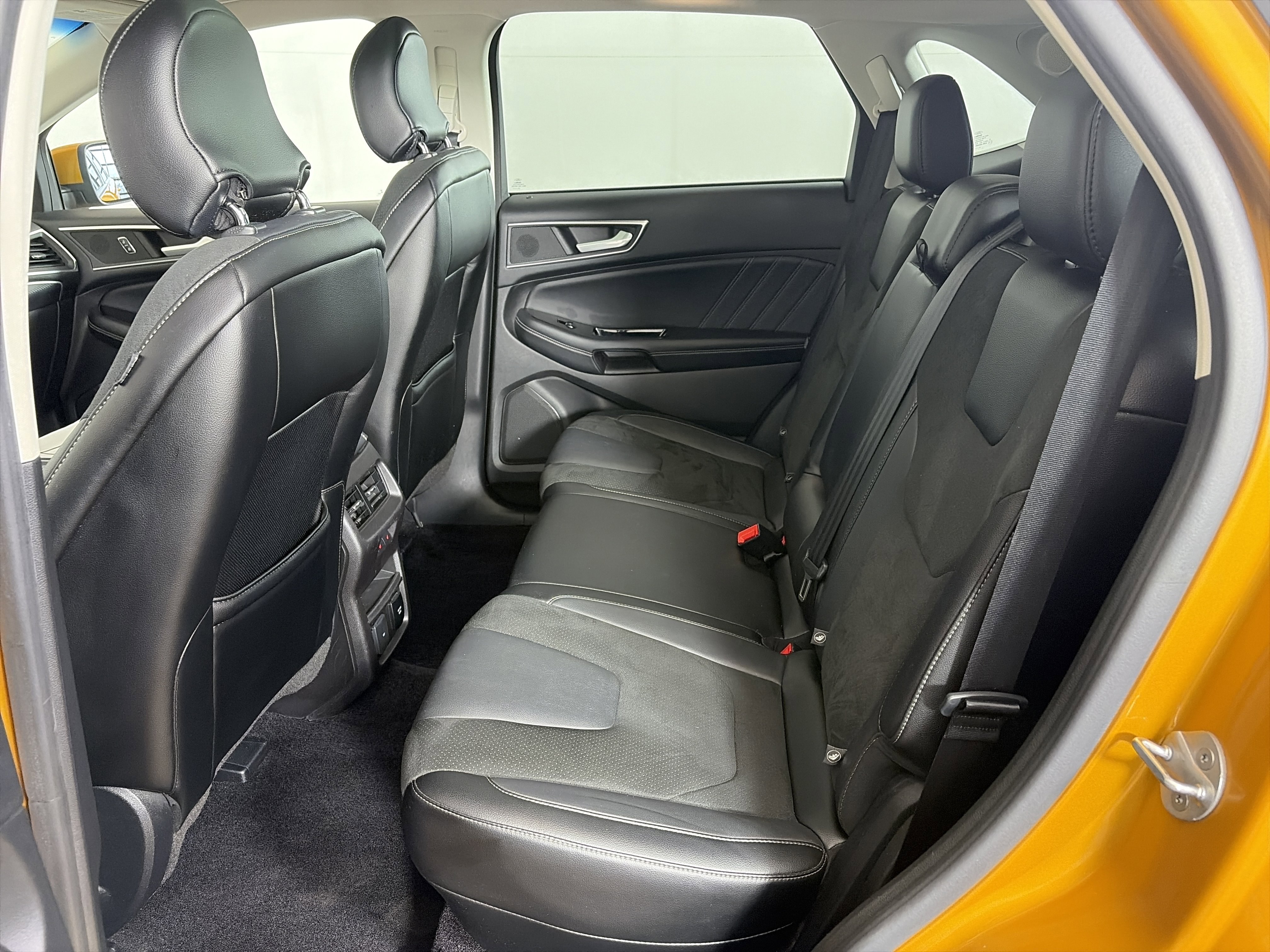 Used 2015 Ford Edge Sport w/ Equipment Group 401A image 7