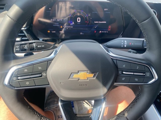 New 2025 Chevrolet Suburban Premier image 21