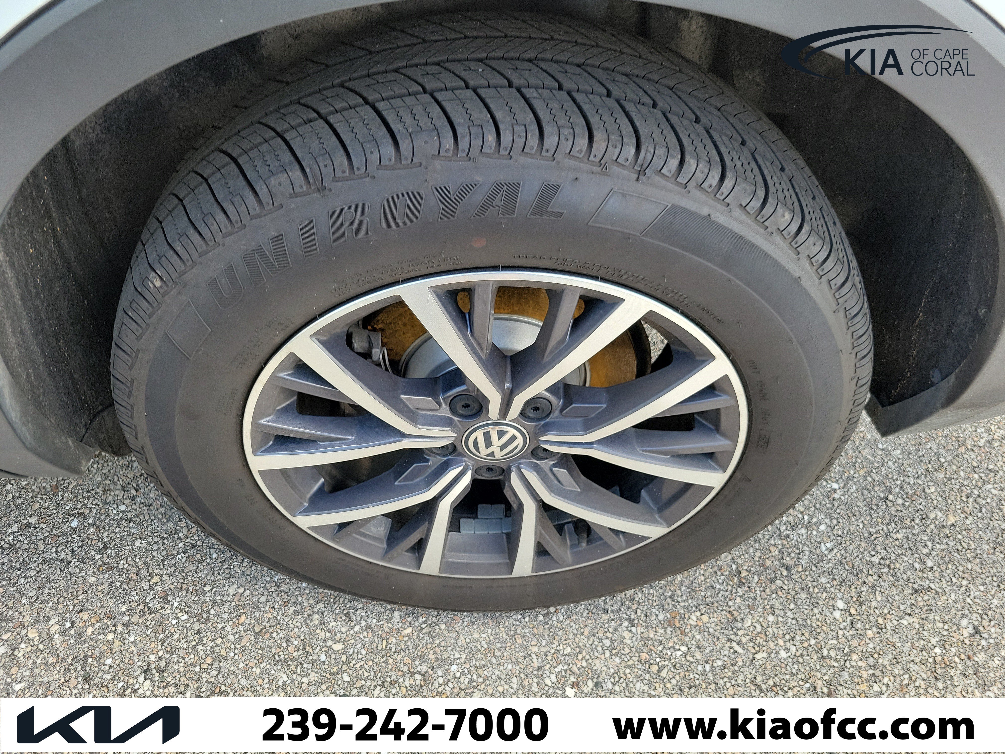 Used 2021 Volkswagen Tiguan S FWD image 6