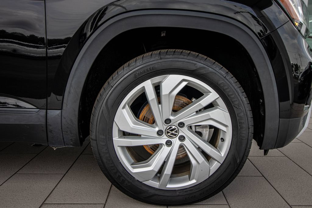 Certified 2023 Volkswagen Atlas SE FWD image 4