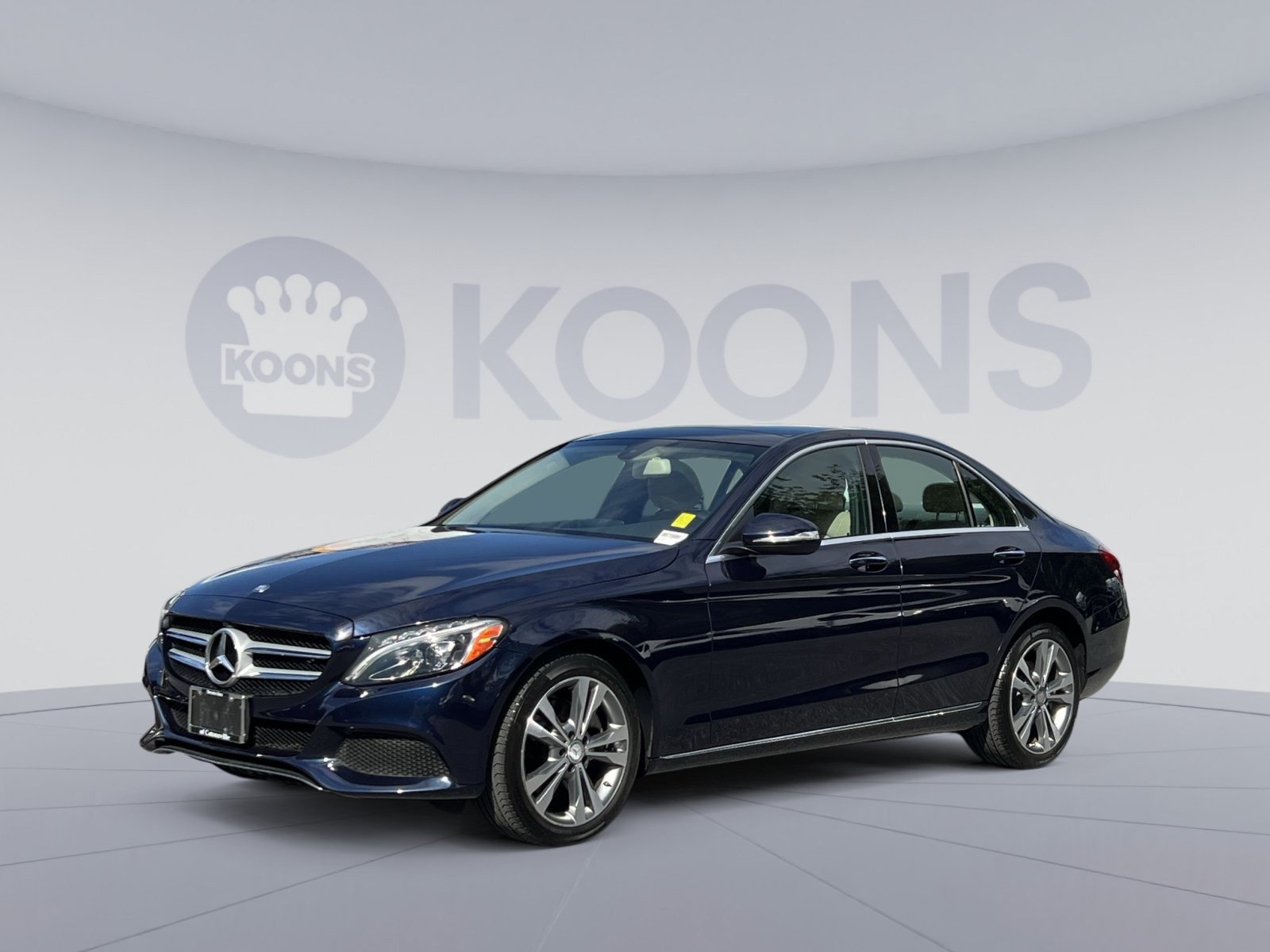 Used 2015 Mercedes-Benz C 300 4MATIC Sedan image 1