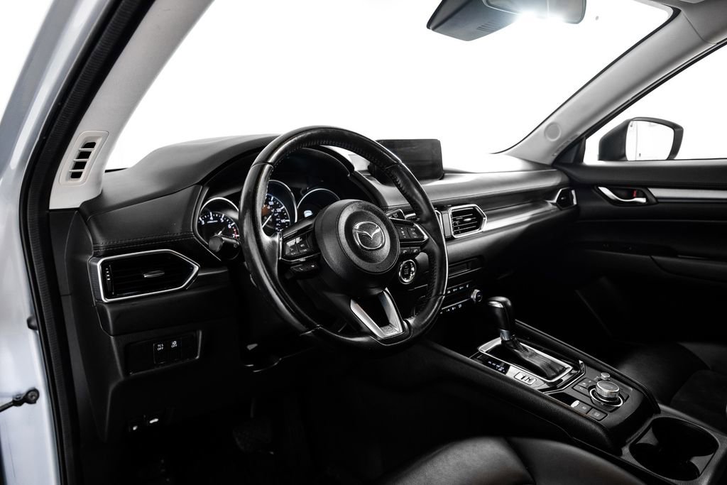 Used 2020 MAZDA CX-5 Touring image 2