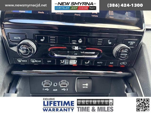 New 2025 Jeep Grand Cherokee Limited w/ Black Appearance Package image 24