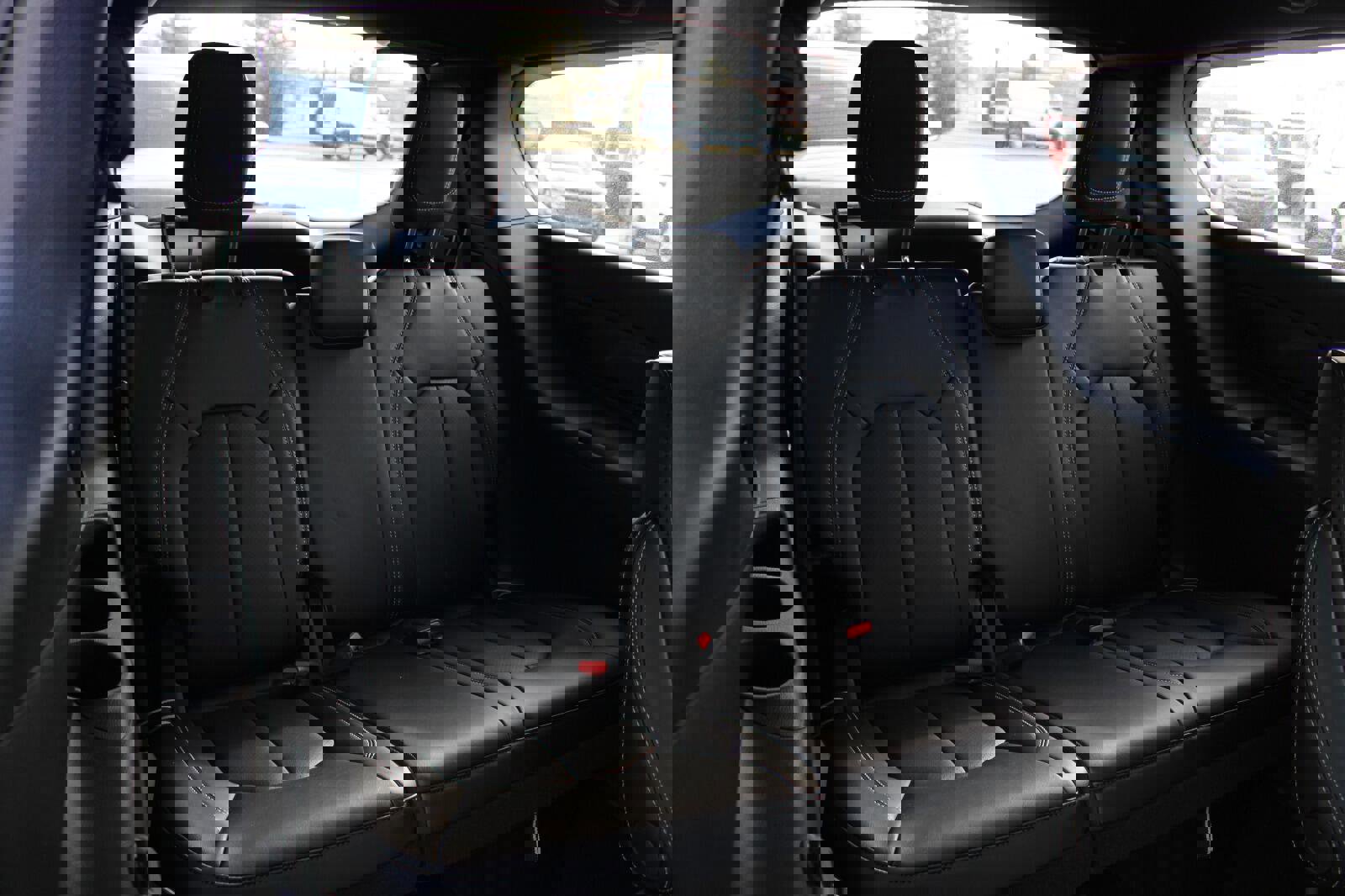 New 2026 Chrysler Pacifica Select image 28