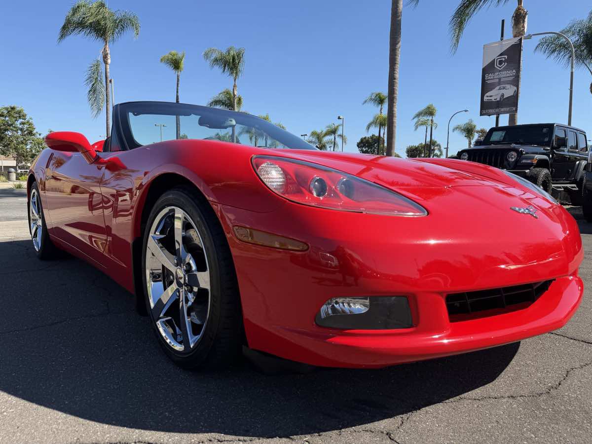 Used 2010 Chevrolet Corvette Convertible w/ Preferred Equipment Group RWD image 14