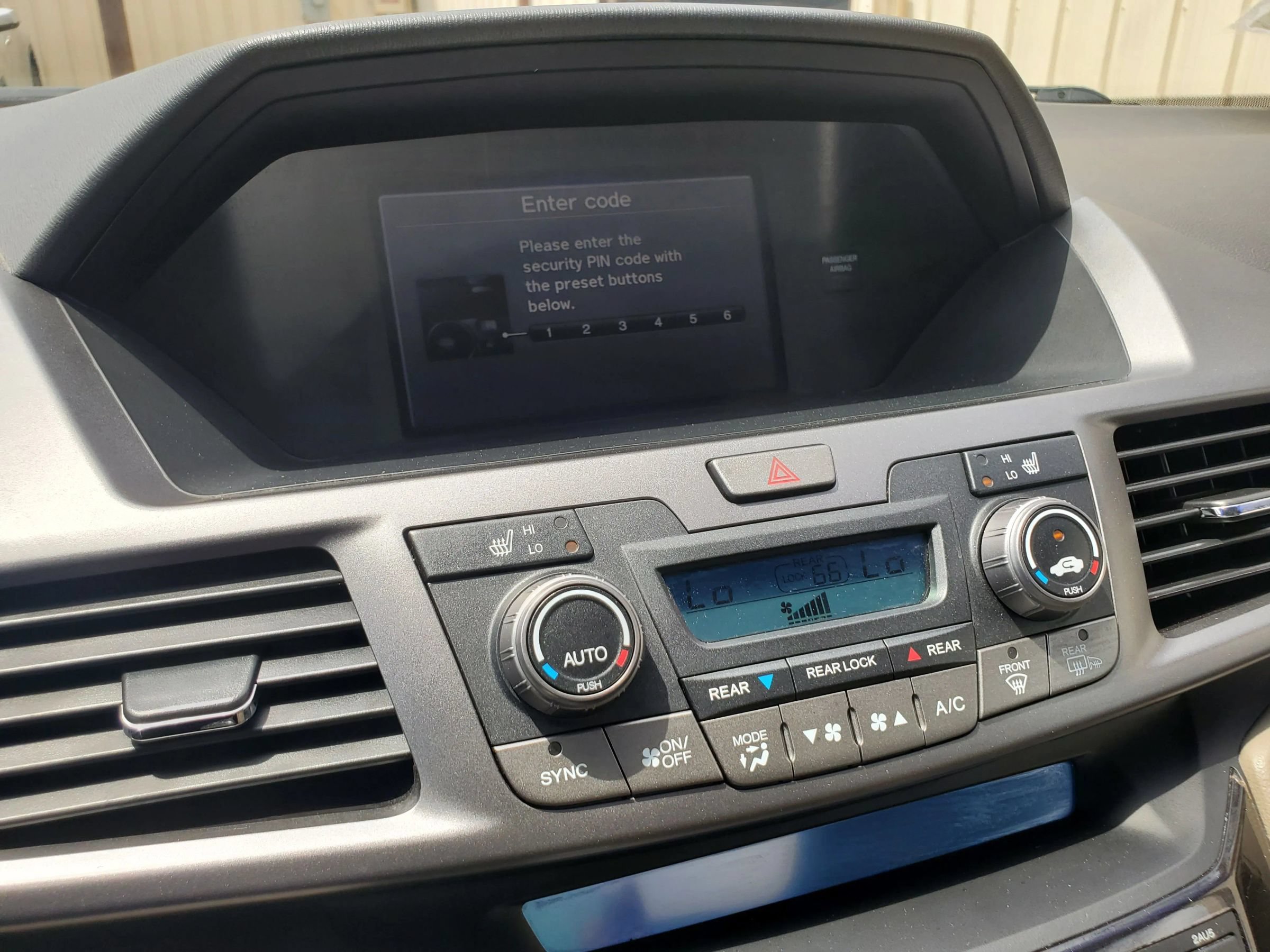 Used 2012 Honda Odyssey Touring image 43