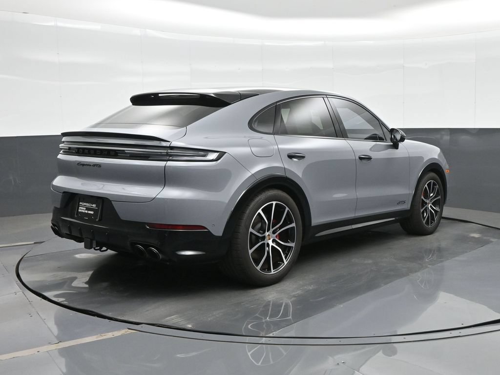 Certified 2025 Porsche Cayenne GTS AWD/4WD image 7
