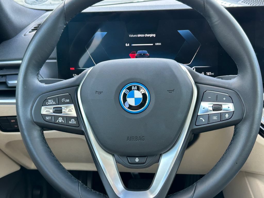 Used 2023 BMW i4 eDrive35 RWD image 18