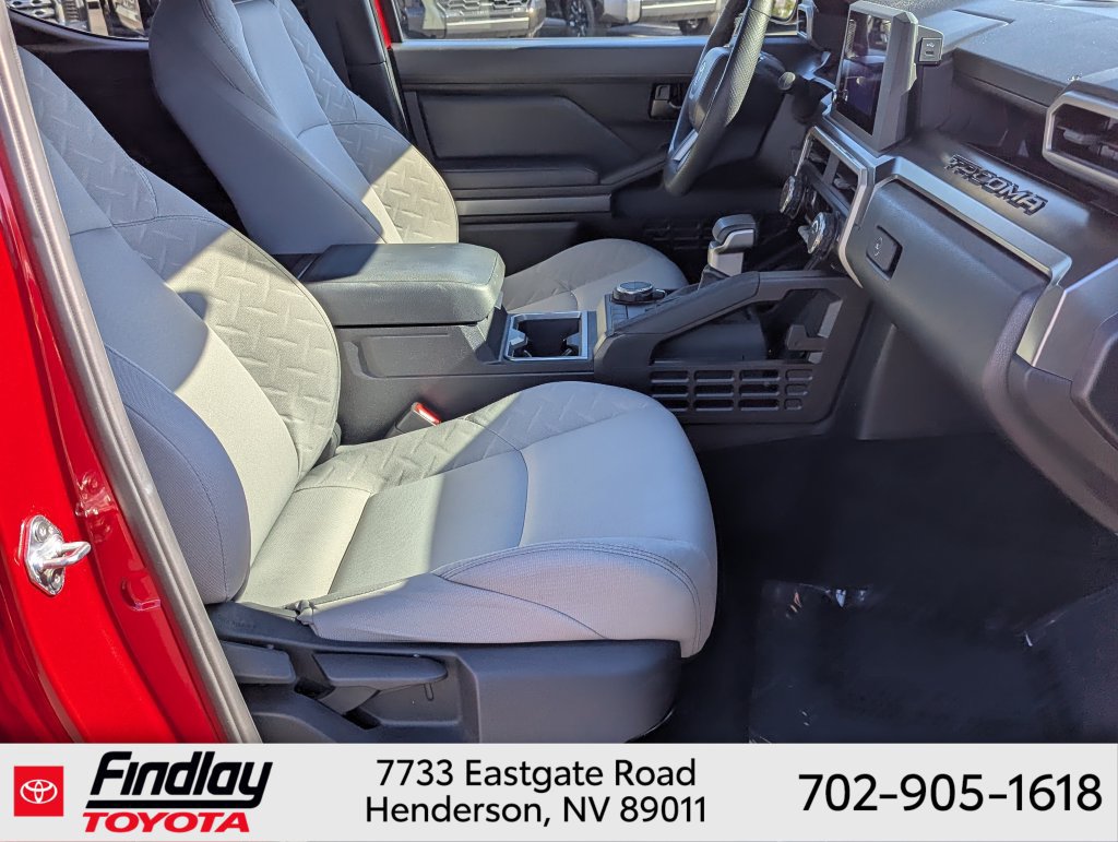 Certified 2025 Toyota Tacoma SR5 AWD/4WD image 15