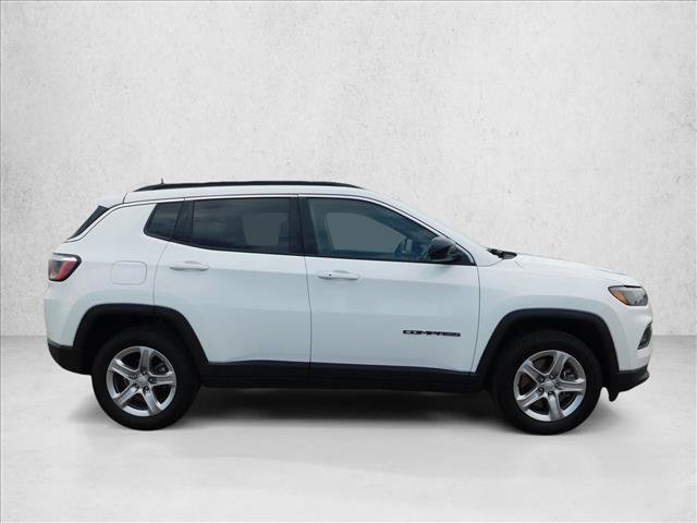 Used 2024 Jeep Compass Latitude AWD/4WD image 7
