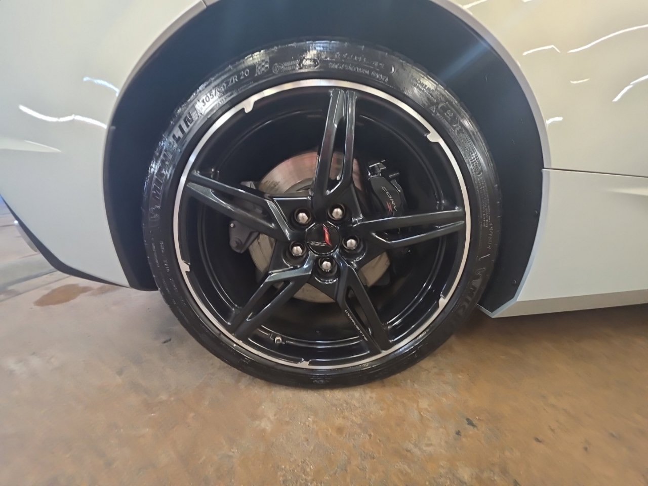 Used 2021 Chevrolet Corvette Stingray Premium Conv w/ Z51 Performance Package RWD image 16