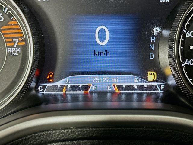 Used 2016 Jeep Cherokee Trailhawk image 13