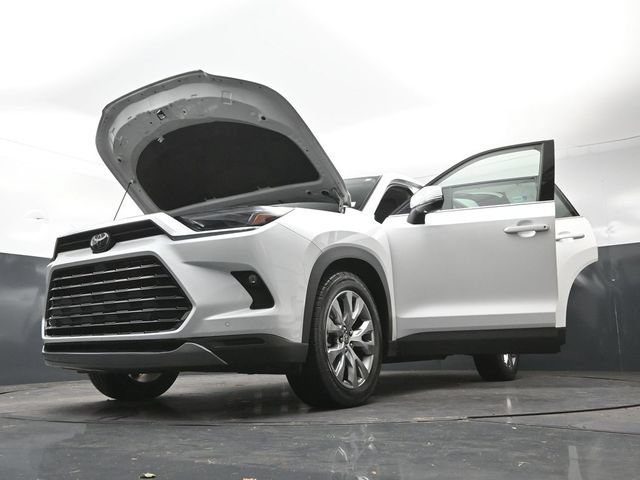 Used 2024 Toyota Grand Highlander FWD image 38