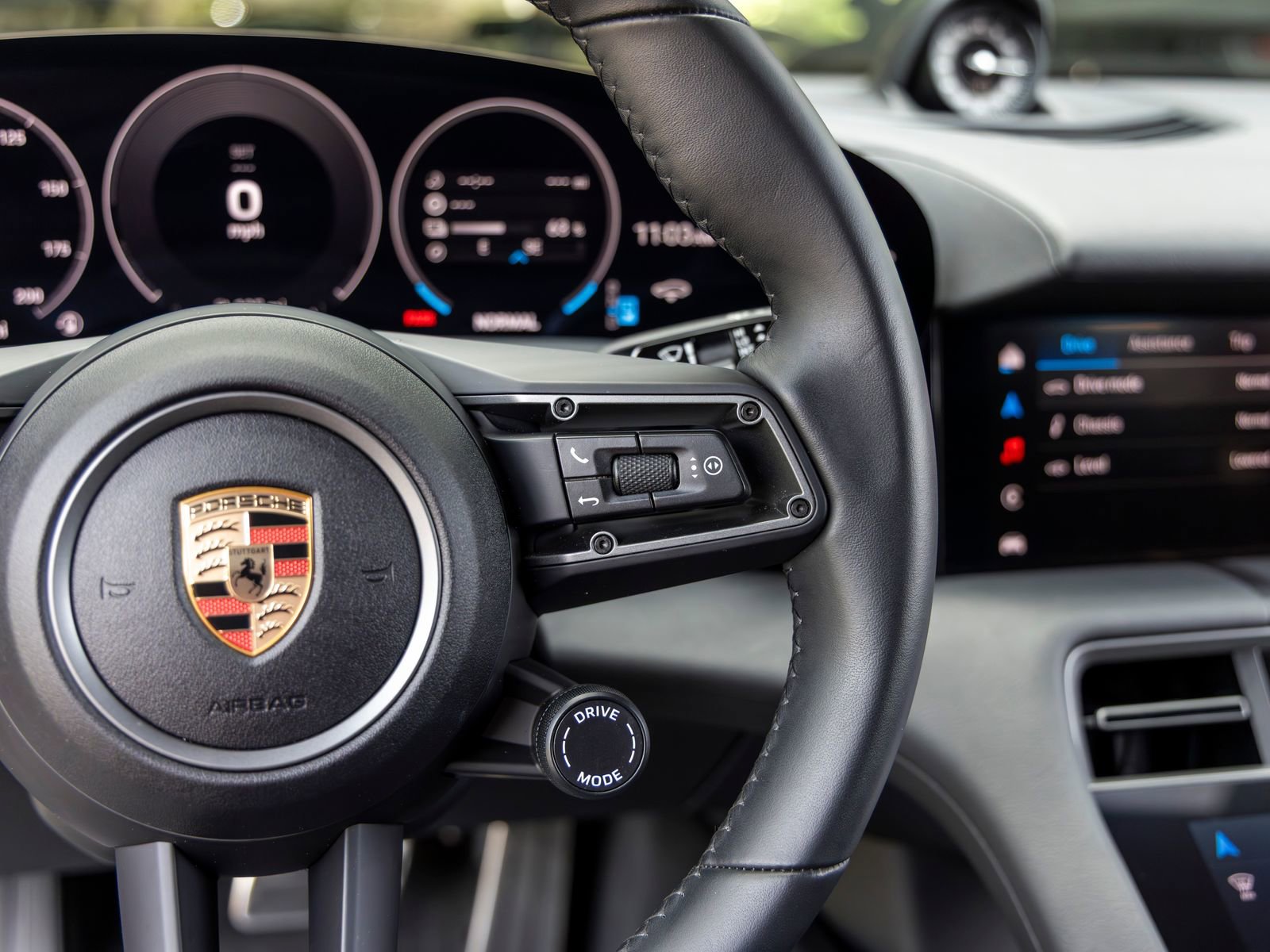 Certified 2025 Porsche Taycan image 34