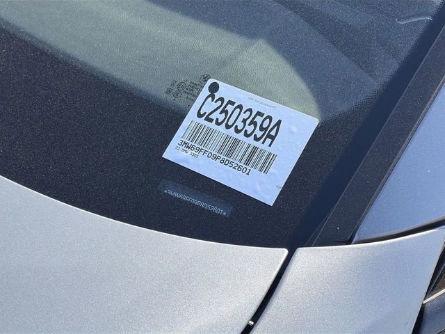 Used 2023 BMW 330i Sedan w/ Driving Assistance Package image 33