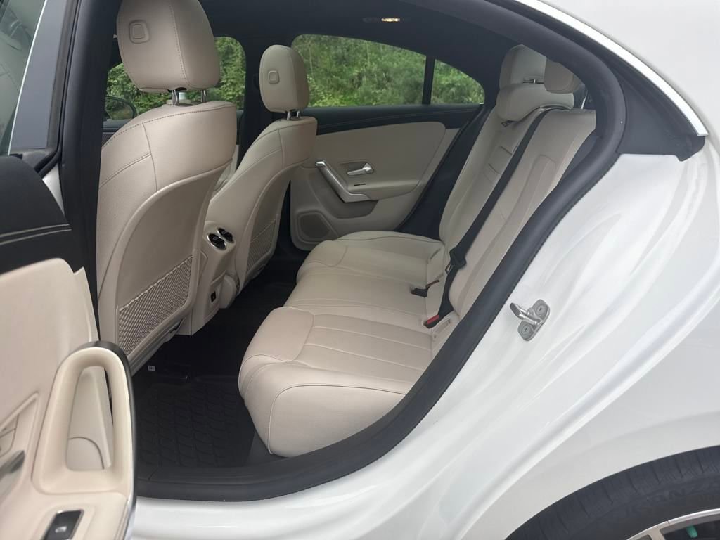 Used 2025 Mercedes-Benz CLA 250 4MATIC image 25