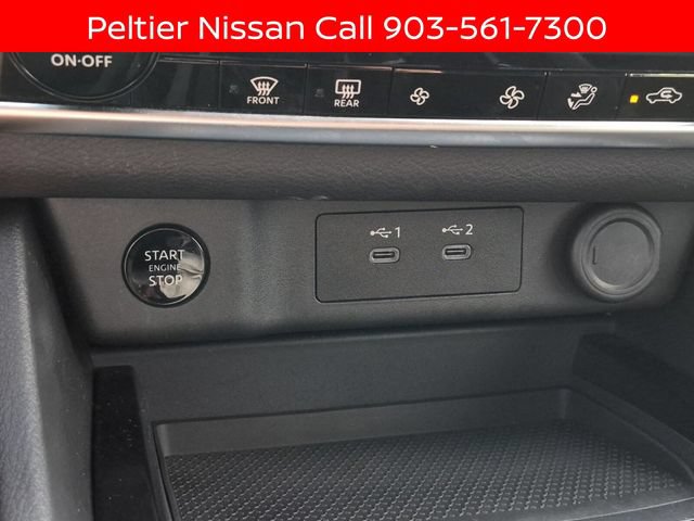 Certified 2024 Nissan Rogue SV FWD image 36