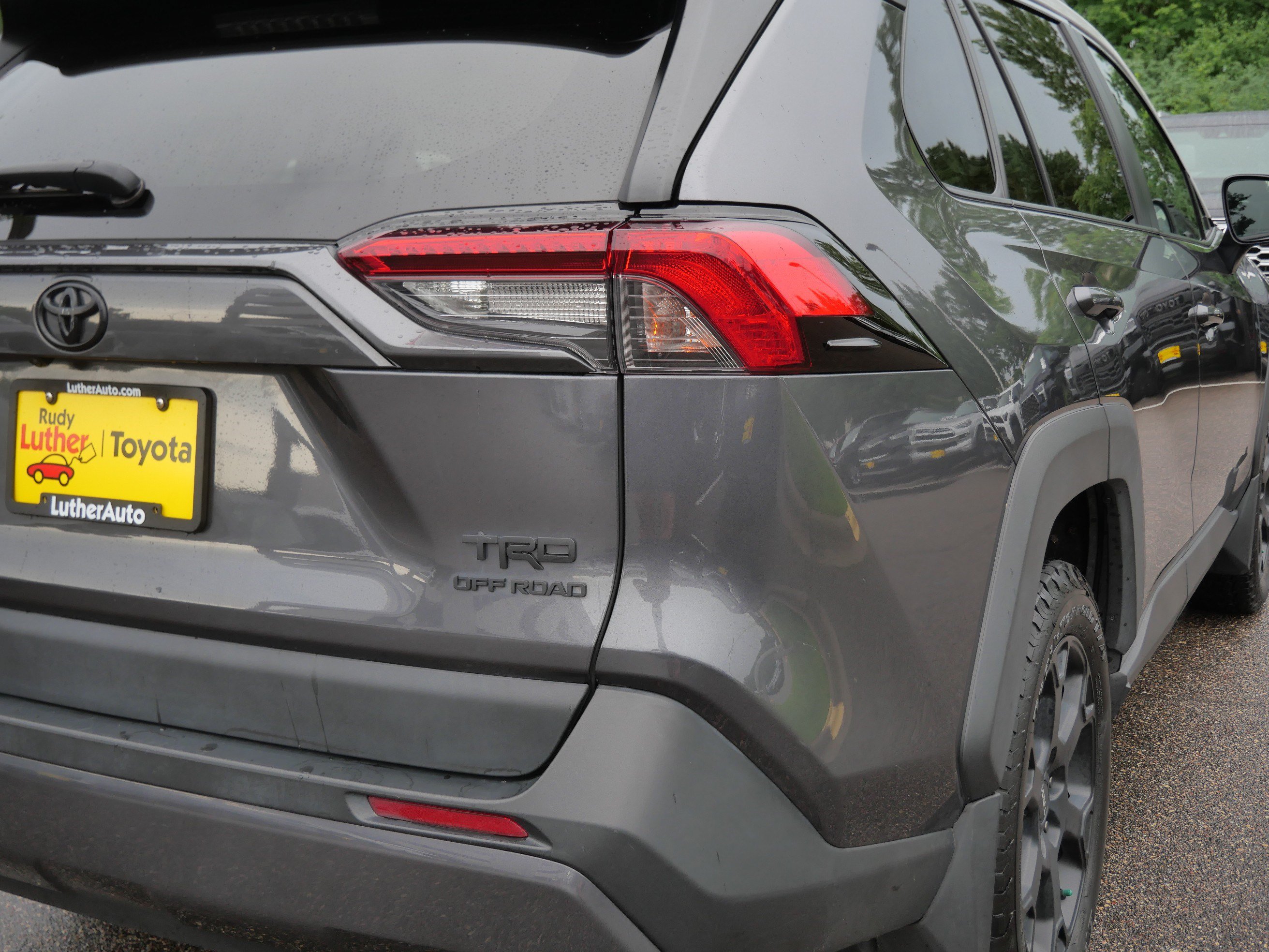 Used 2020 Toyota RAV4 TRD Off-Road w/ TRD Off-Road Weather Package AWD/4WD image 18