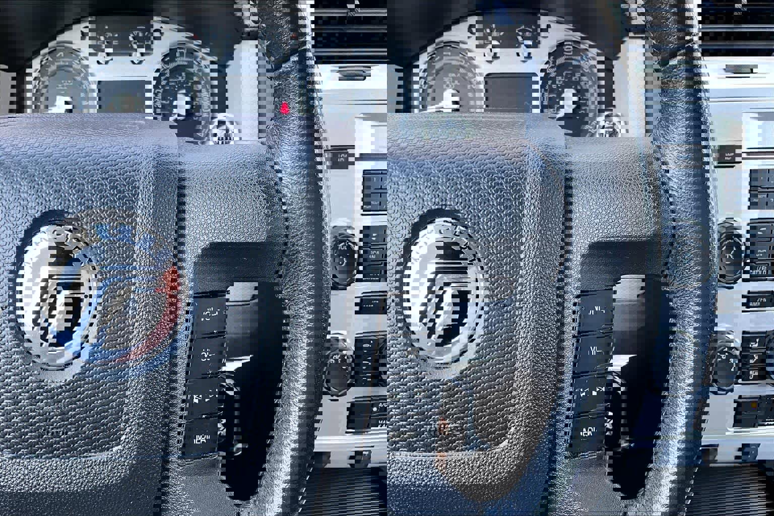 Used 2009 Mercury Mariner 2WD image 24