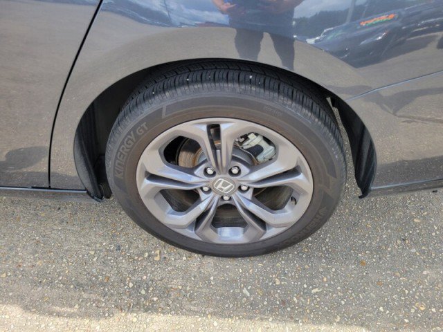 Used 2024 Honda Accord Touring image 9