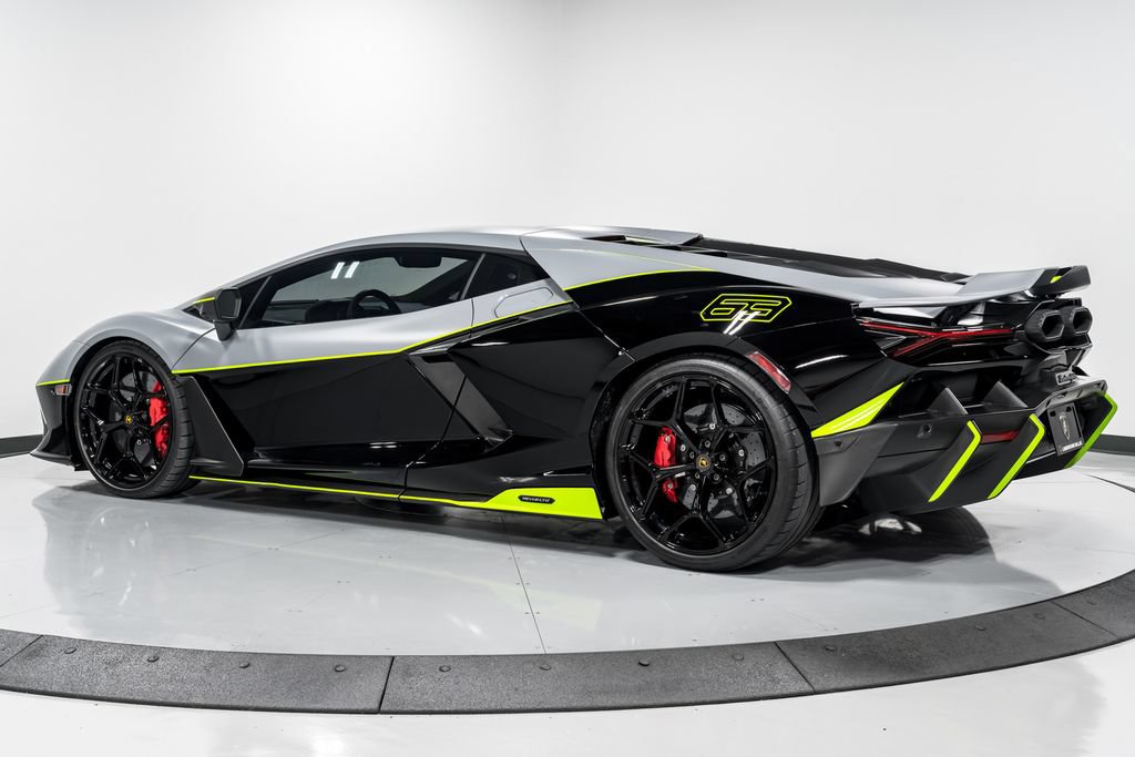 Used 2024 Lamborghini Revuelto AWD/4WD image 5