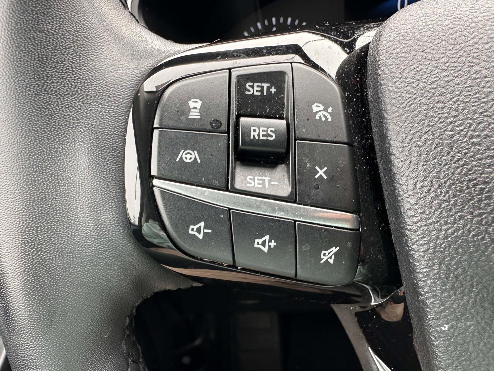 Certified 2022 Ford Escape SE w/ SE Sport Appearance Package AWD/4WD image 17