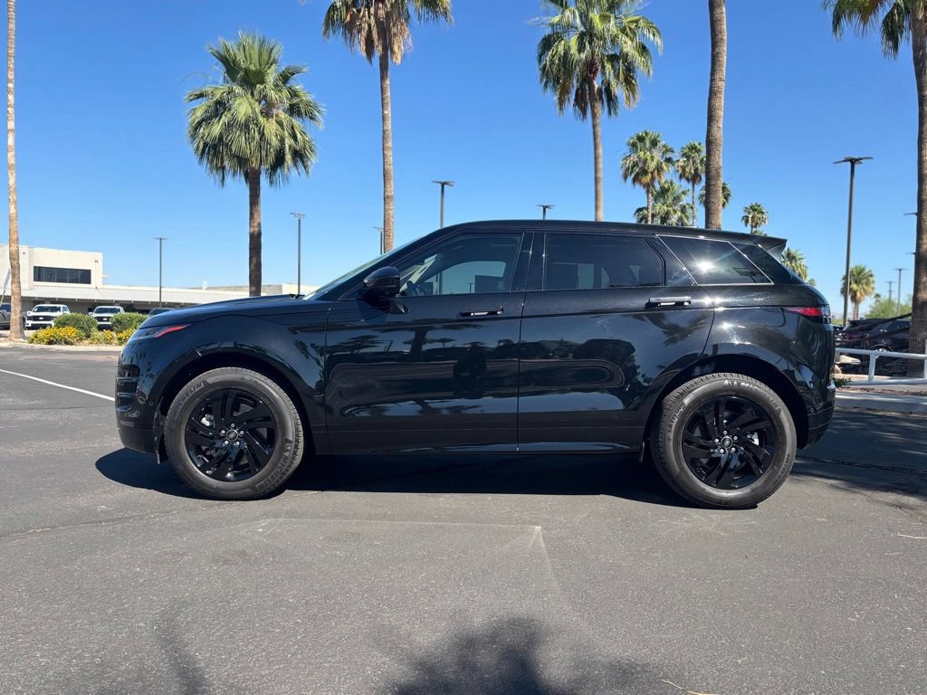 Used 2025 Land Rover Range Rover Evoque Dynamic SE AWD/4WD image 3