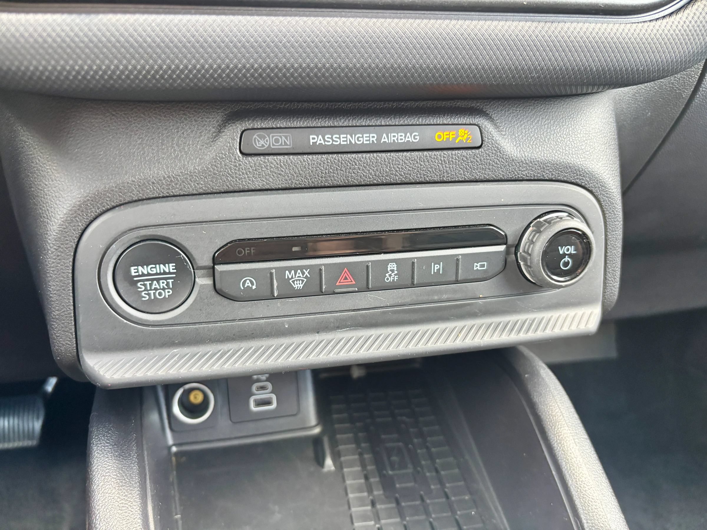Used 2025 Ford Bronco Sport Outer Banks w/ Outer Banks Tech Package+ AWD/4WD image 18