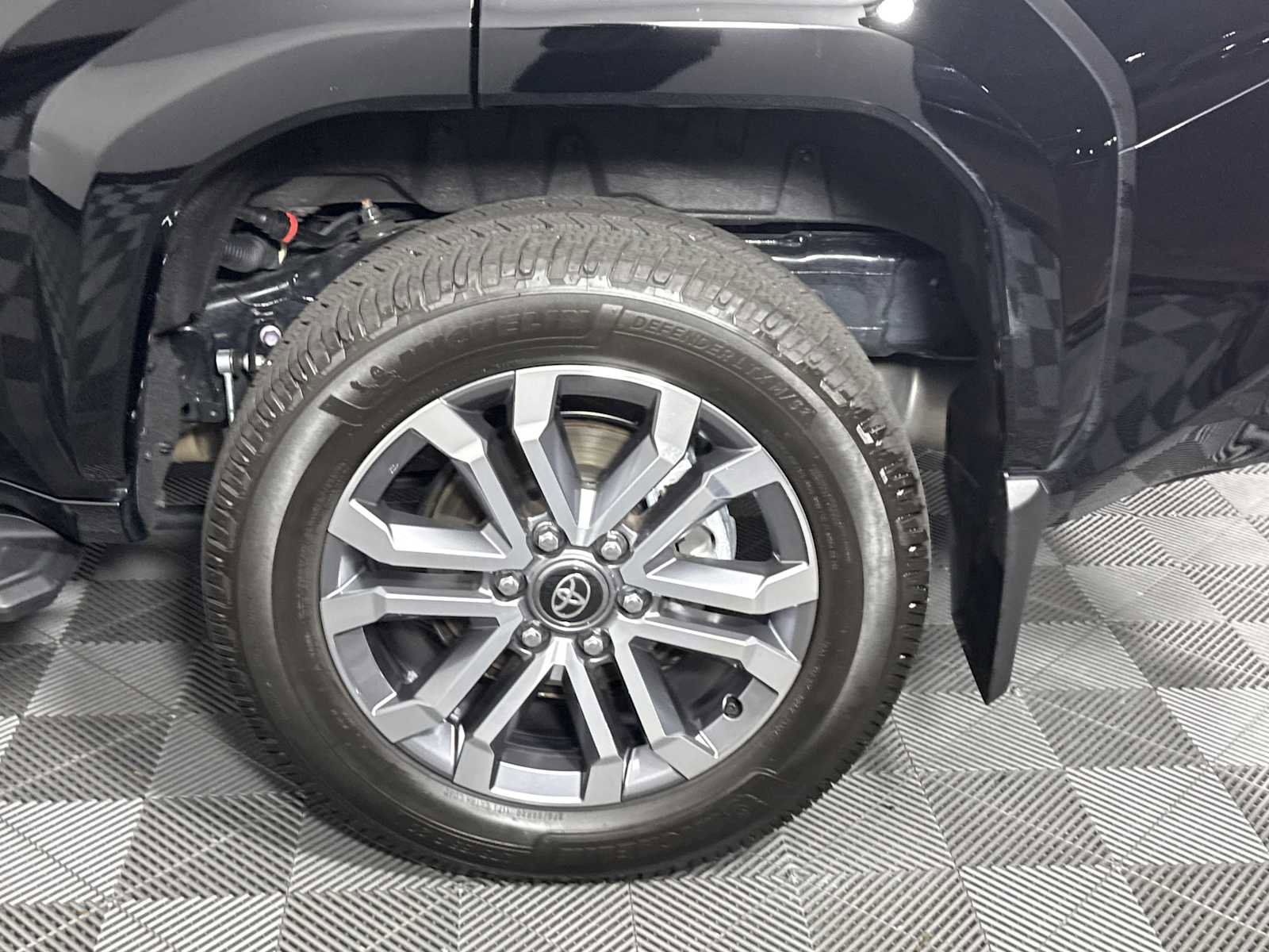 Used 2025 Toyota 4Runner Limited image 24