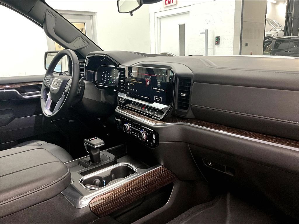 Used 2026 GMC Sierra 1500 Elevation w/ Elevation Premium Package AWD/4WD image 14
