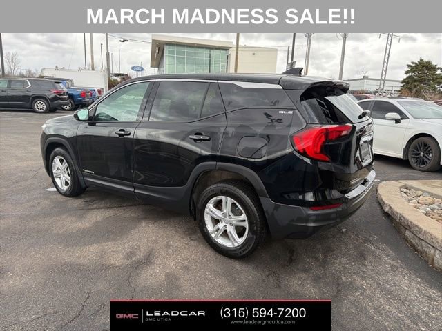 Used 2018 GMC Terrain SLE image 3