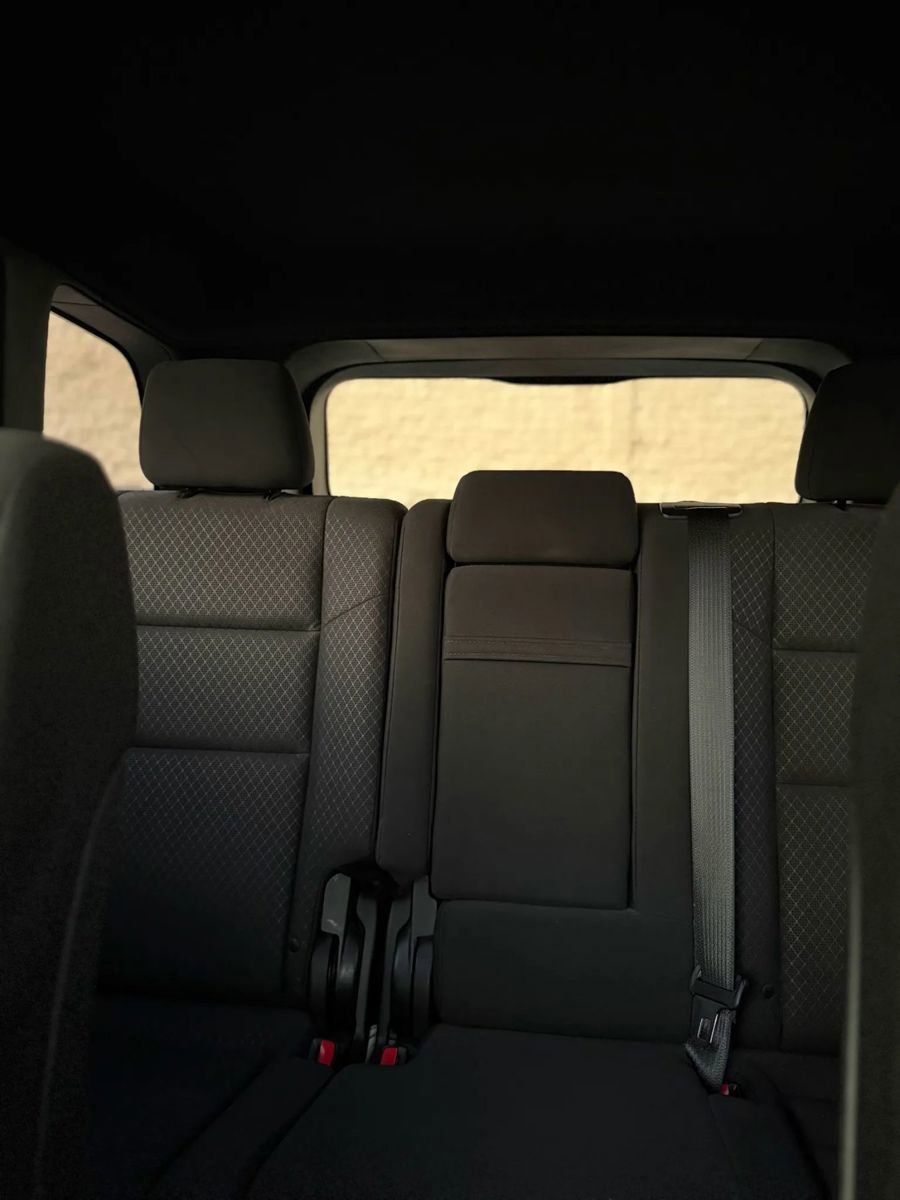 Used 2018 Jeep Grand Cherokee Laredo RWD image 16