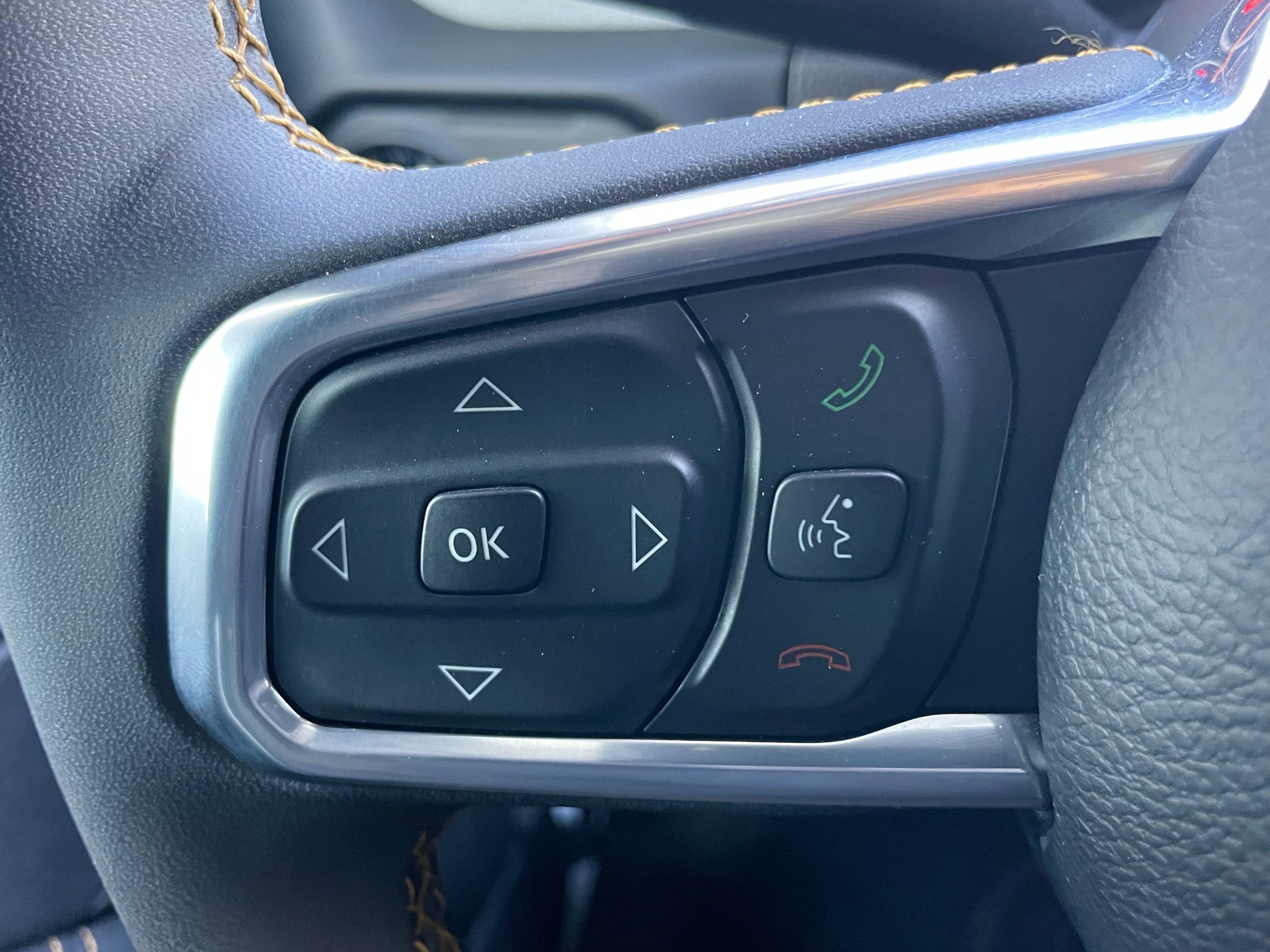 Used 2024 Jeep Wrangler Sahara image 22