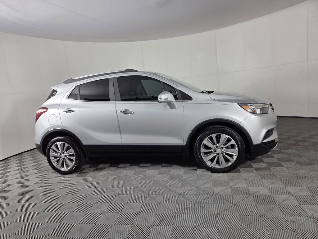 Used 2019 Buick Encore Preferred image 32
