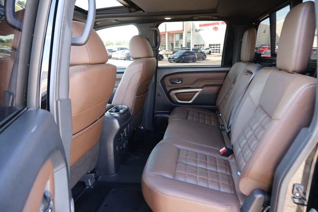 Used 2023 Nissan Titan Platinum Reserve w/ Moonroof Package AWD/4WD image 9