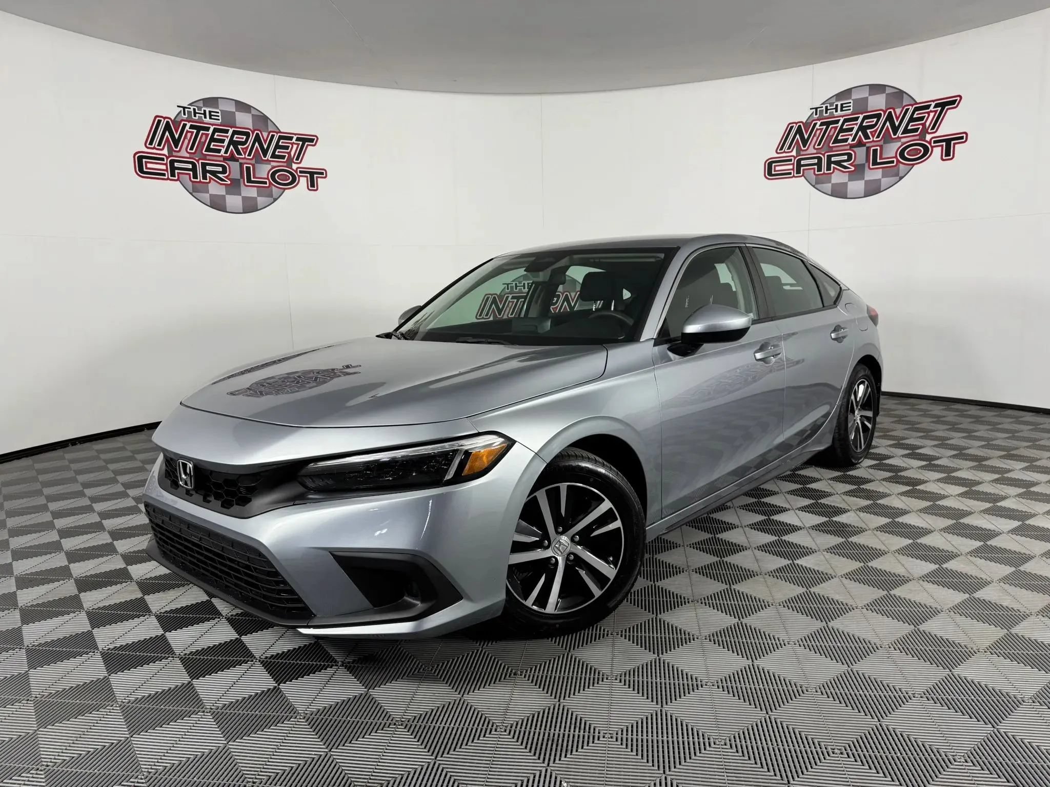 Used 2023 Honda Civic LX image 1