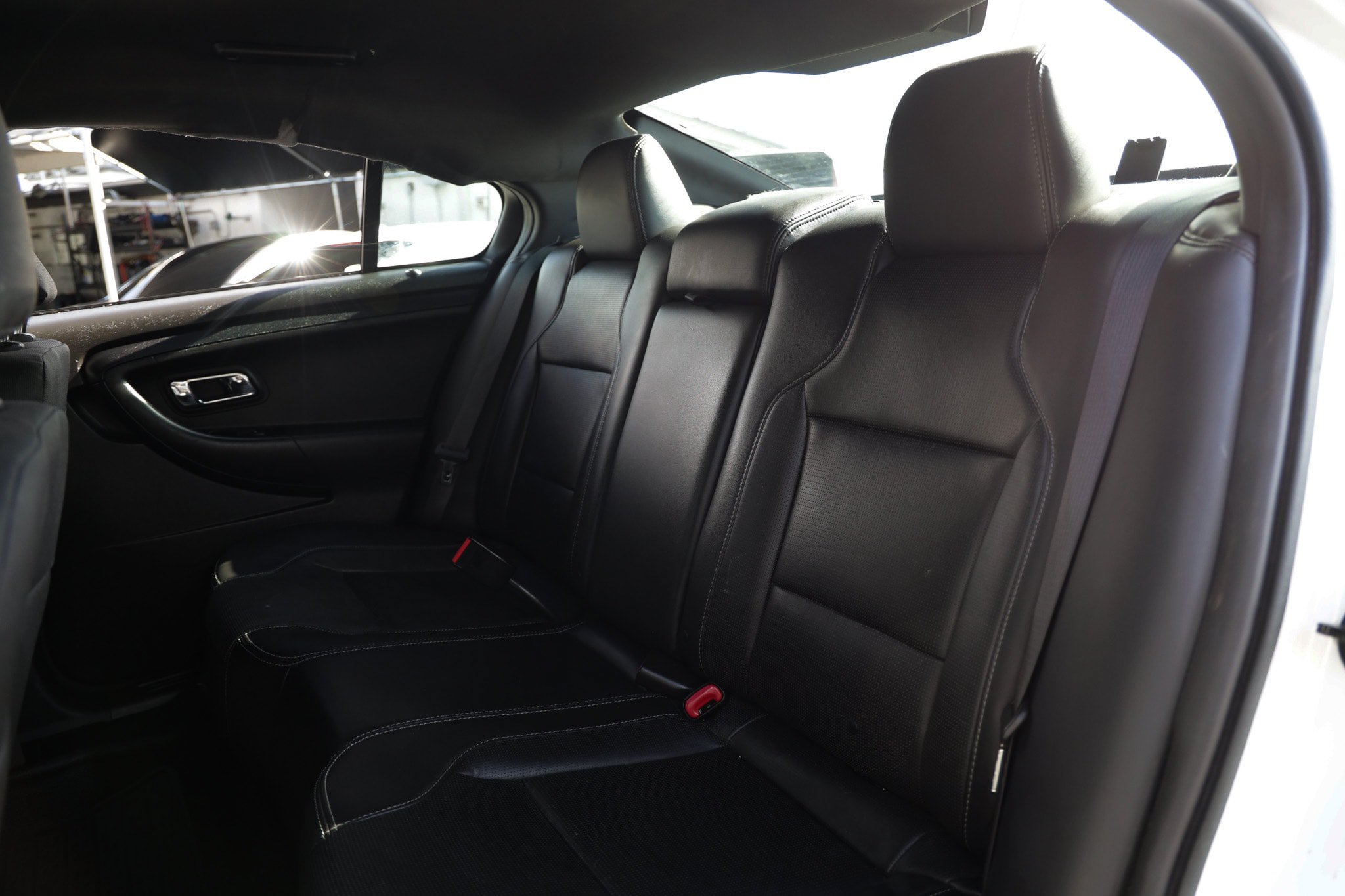 Used 2018 Ford Taurus Police Interceptor FWD image 13