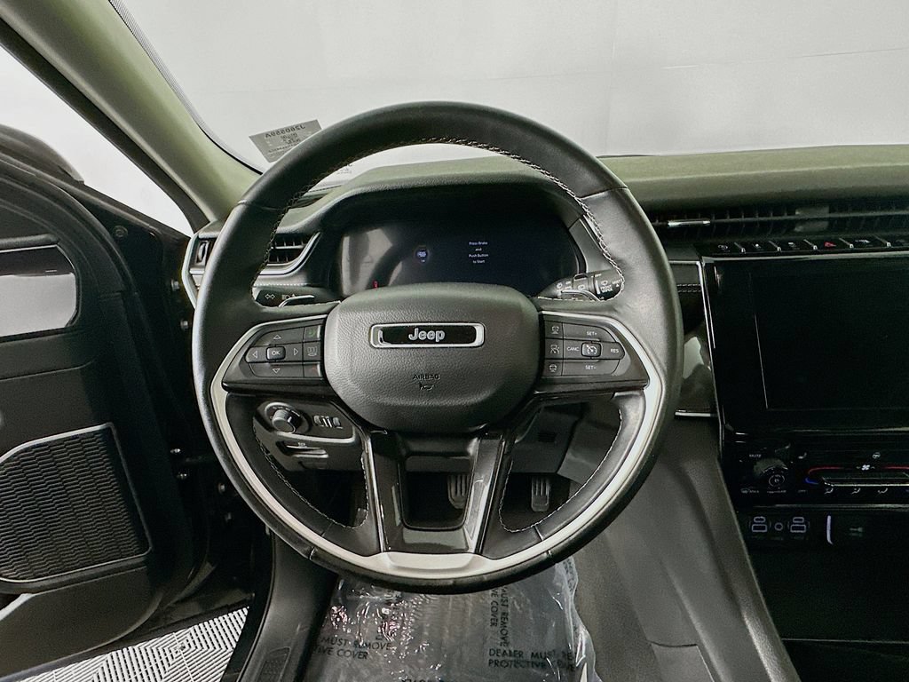 Certified 2022 Jeep Grand Cherokee L Laredo w/ Luxury Tech Group I AWD/4WD image 19