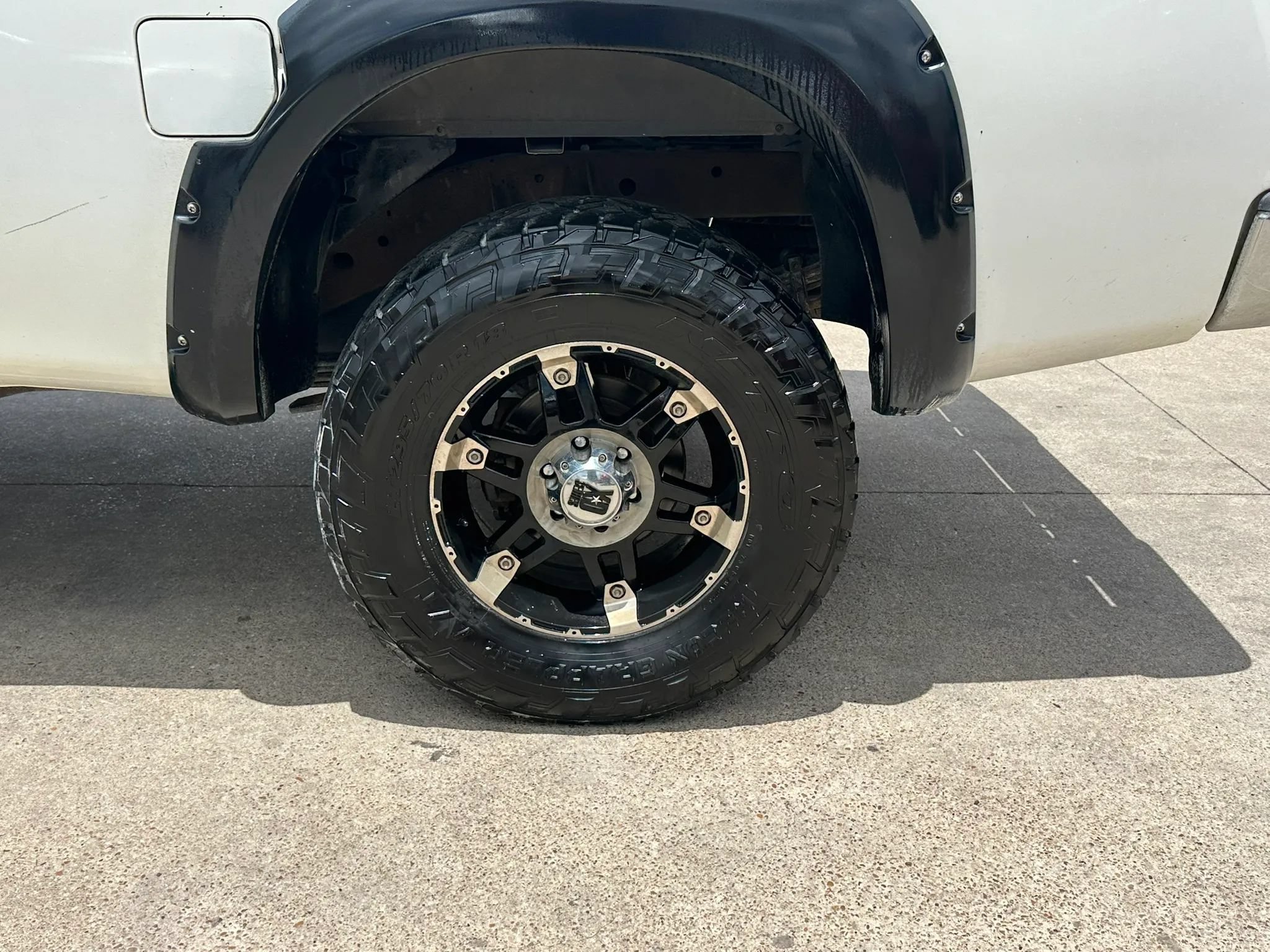Used 2008 Nissan Titan SE RWD image 16