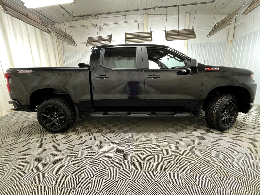 Certified 2021 Chevrolet Silverado 1500 Custom Trail Boss AWD/4WD image 17