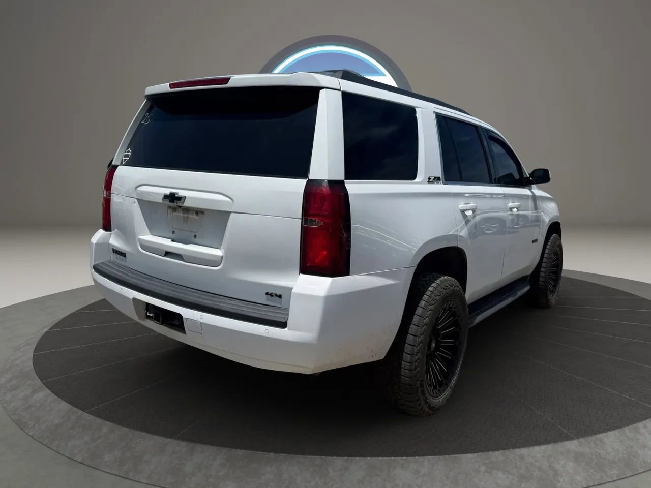 Used 2018 Chevrolet Tahoe LT AWD/4WD image 23